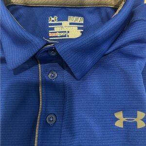 Under Armour Royal Blue HeatGear Shirt
4 for $25. Make me an offer!